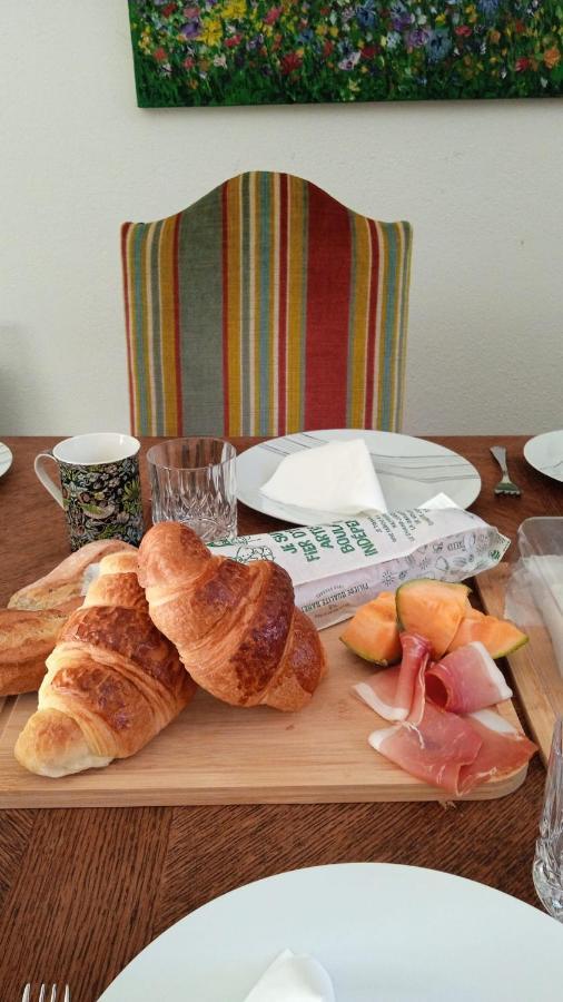 꾸이자 The Courtyard B&B 외부 사진